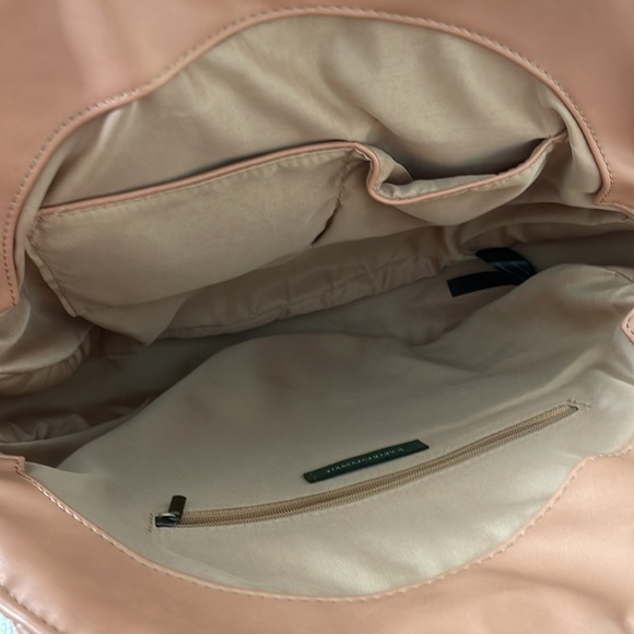 Gorgeous handbag from Anthropologie - Picture 5 of 10